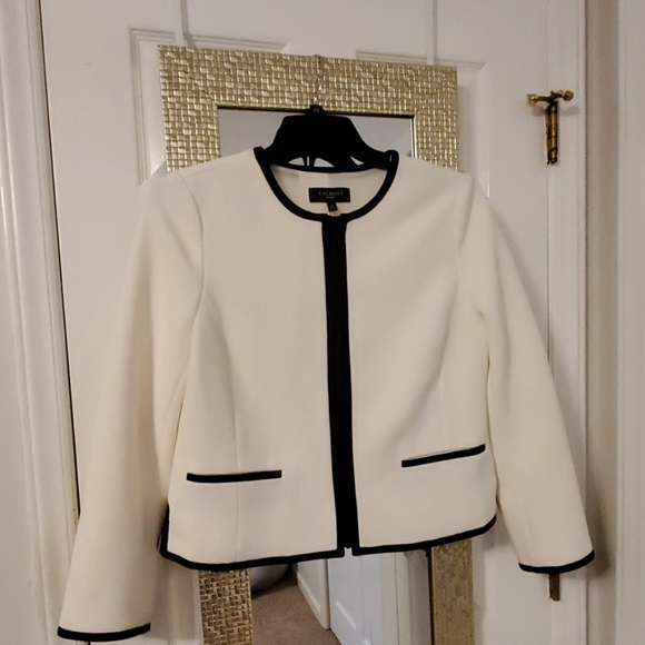 Talbots Jackets & Blazers - Talbots jacket 12 petite
